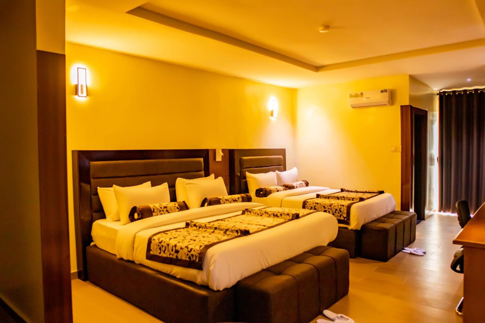 Villa Hilton Hotels Uyo Kültér fotó