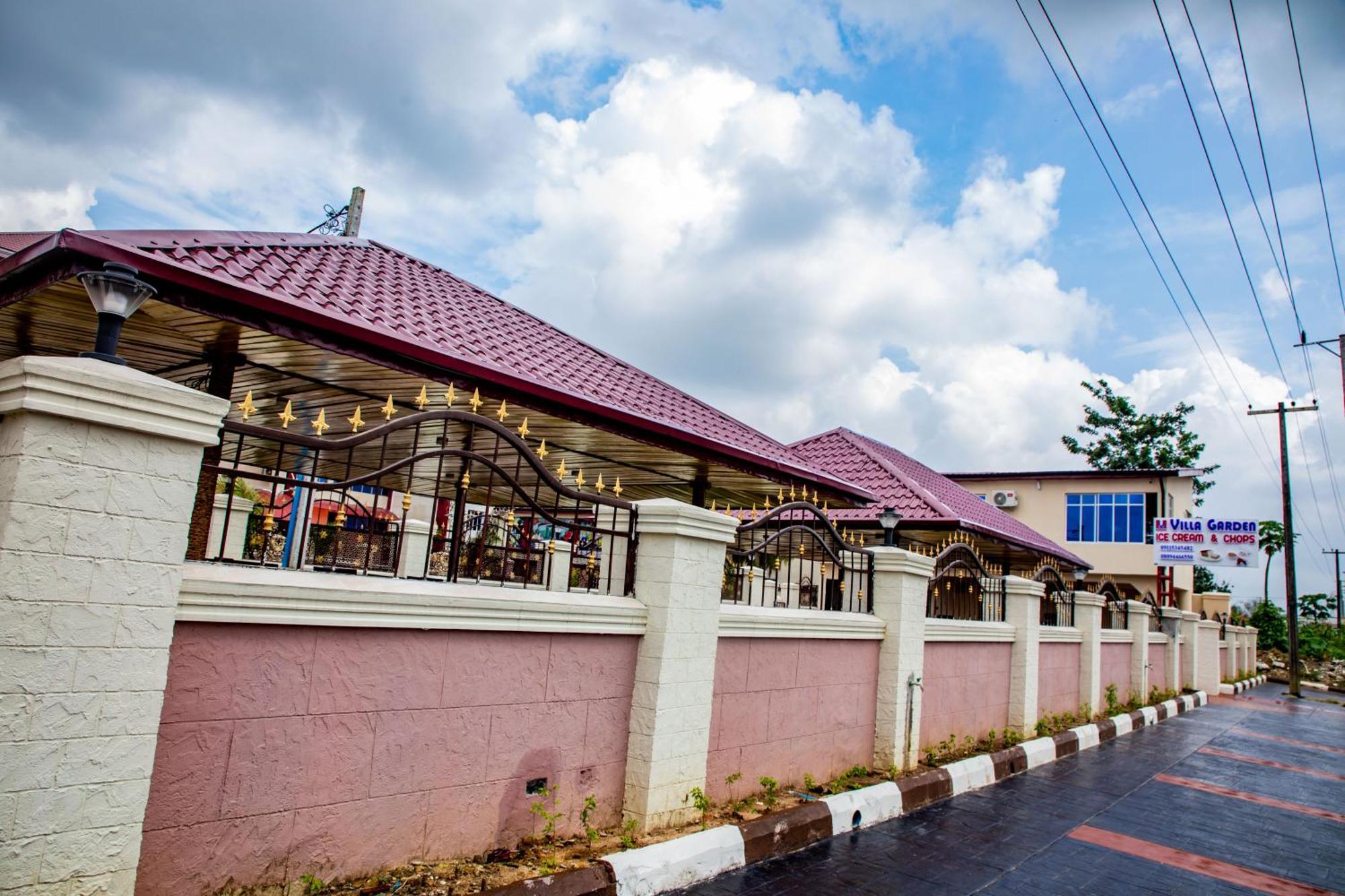 Villa Hilton Hotels Uyo Kültér fotó