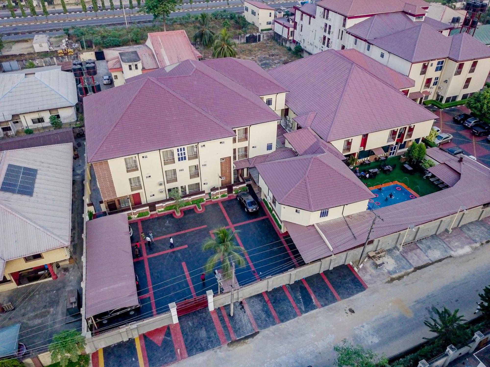 Villa Hilton Hotels Uyo Kültér fotó